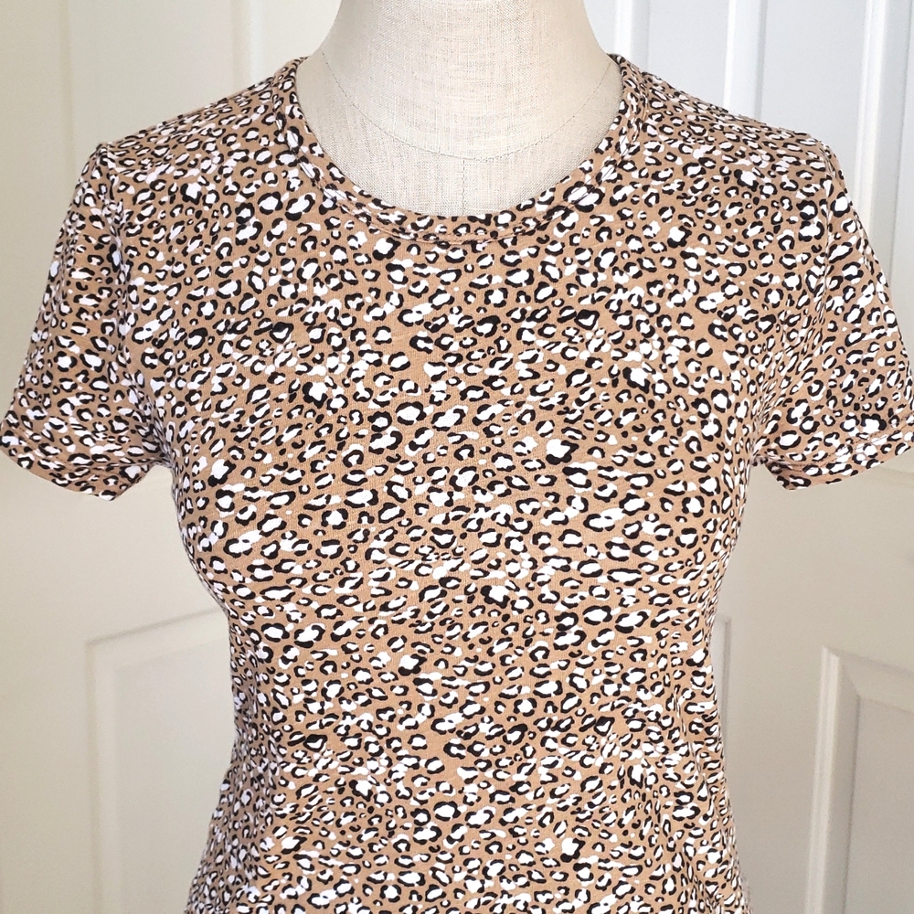 J. CREW Animal Print Studio T Shirt Short Sleeve Leopard Cheetah | SMALL - Picture 6 of 11